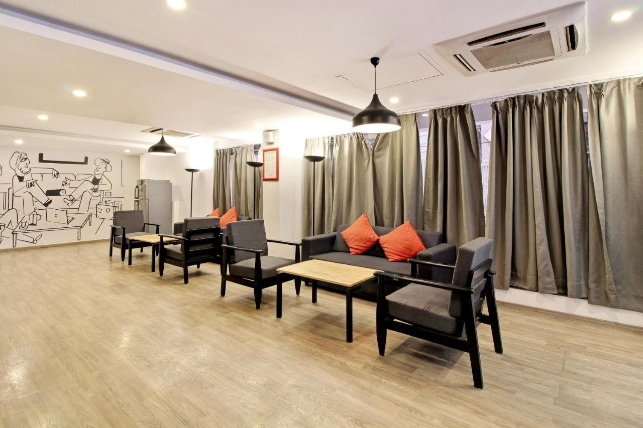 Oyo Townhouse 9 Hitech City Hyderabad Eksteriør bilde