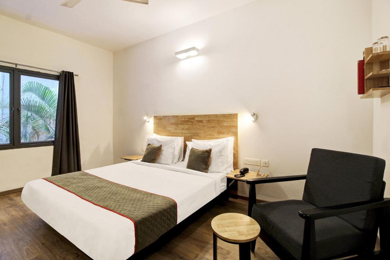 Oyo Townhouse 9 Hitech City Hyderabad Eksteriør bilde