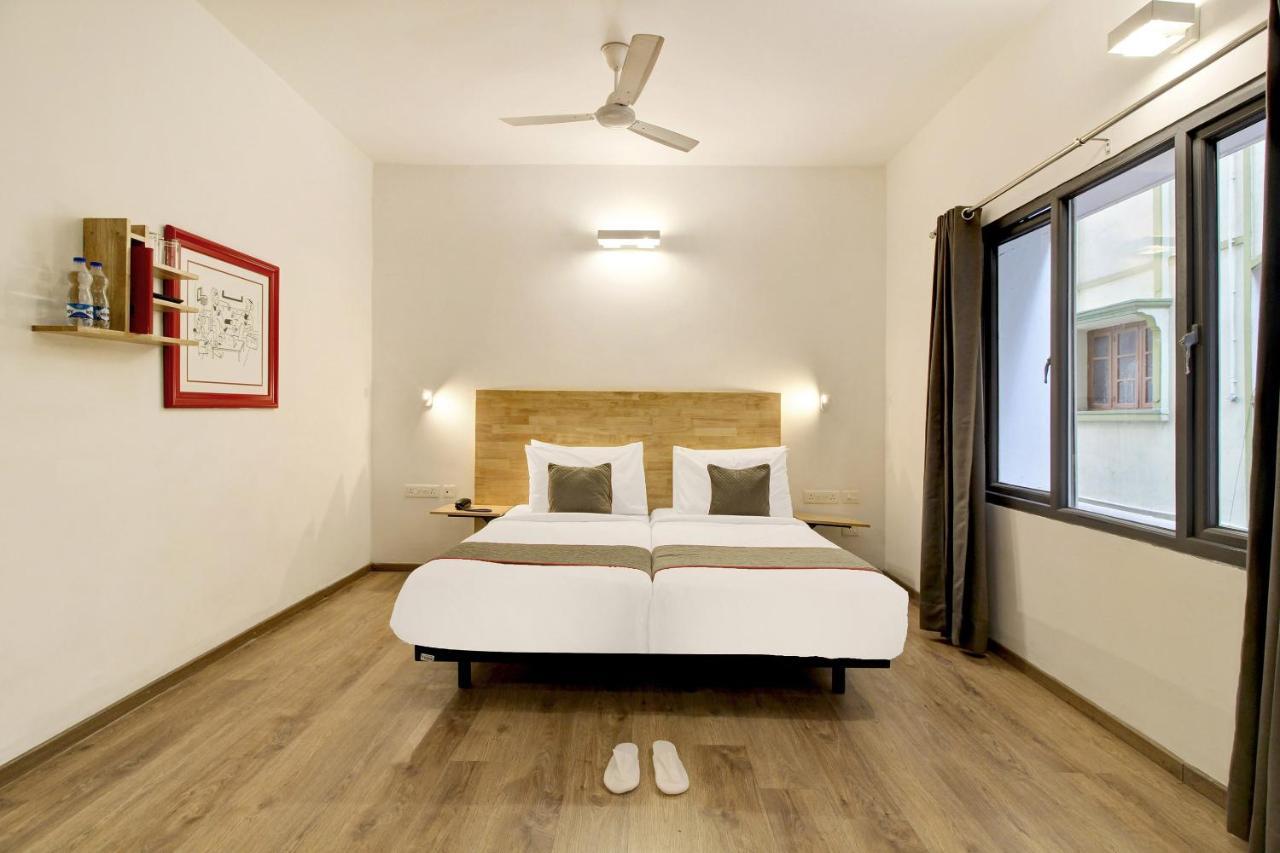 Oyo Townhouse 9 Hitech City Hyderabad Eksteriør bilde