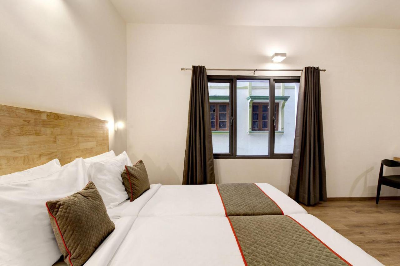 Oyo Townhouse 9 Hitech City Hyderabad Eksteriør bilde