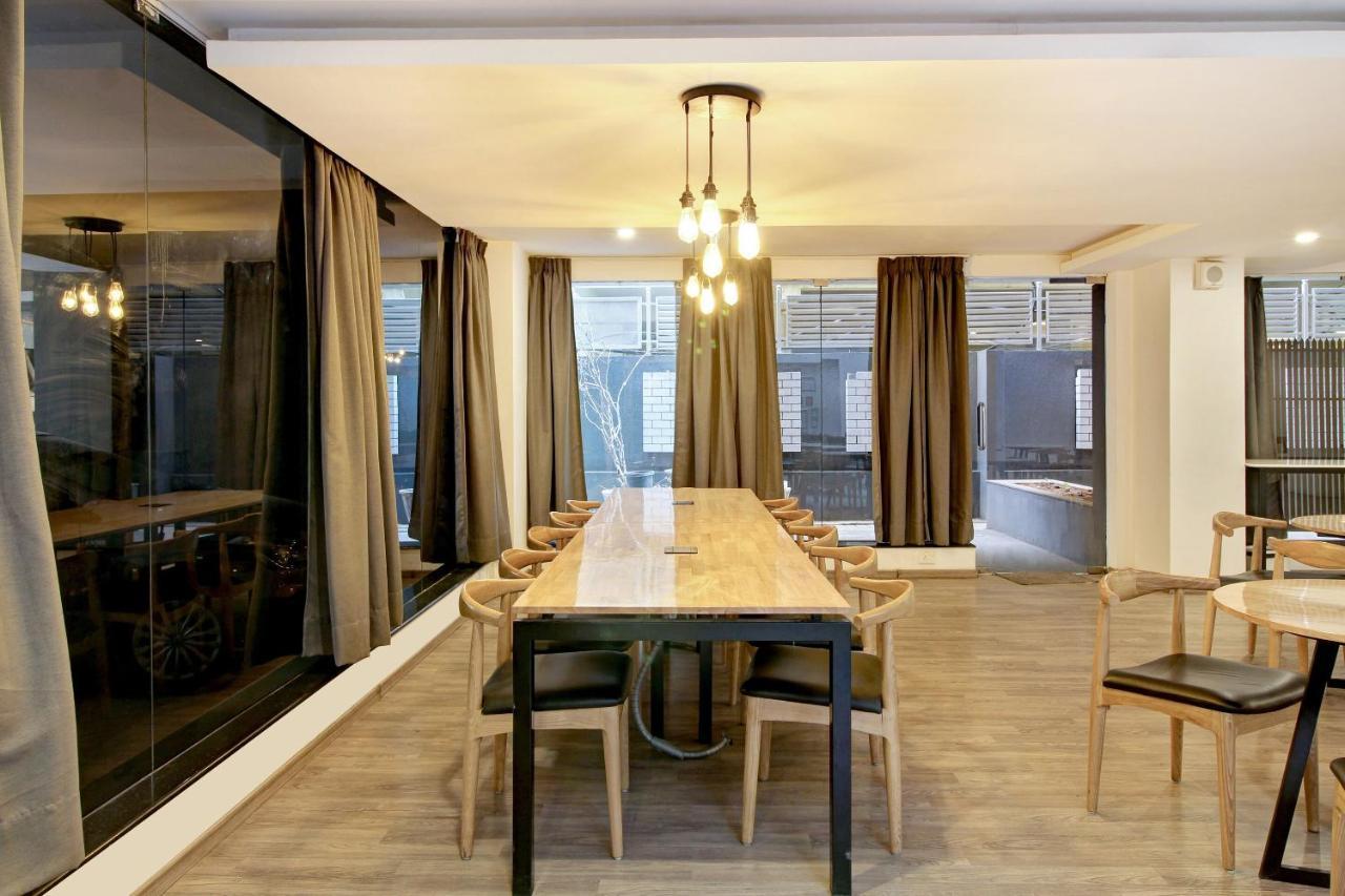 Oyo Townhouse 9 Hitech City Hyderabad Eksteriør bilde