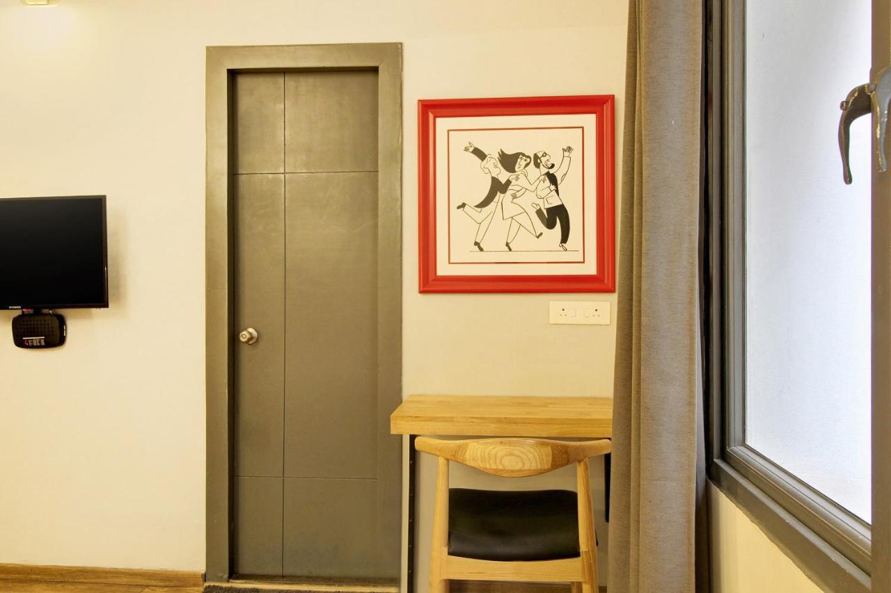 Oyo Townhouse 9 Hitech City Hyderabad Eksteriør bilde