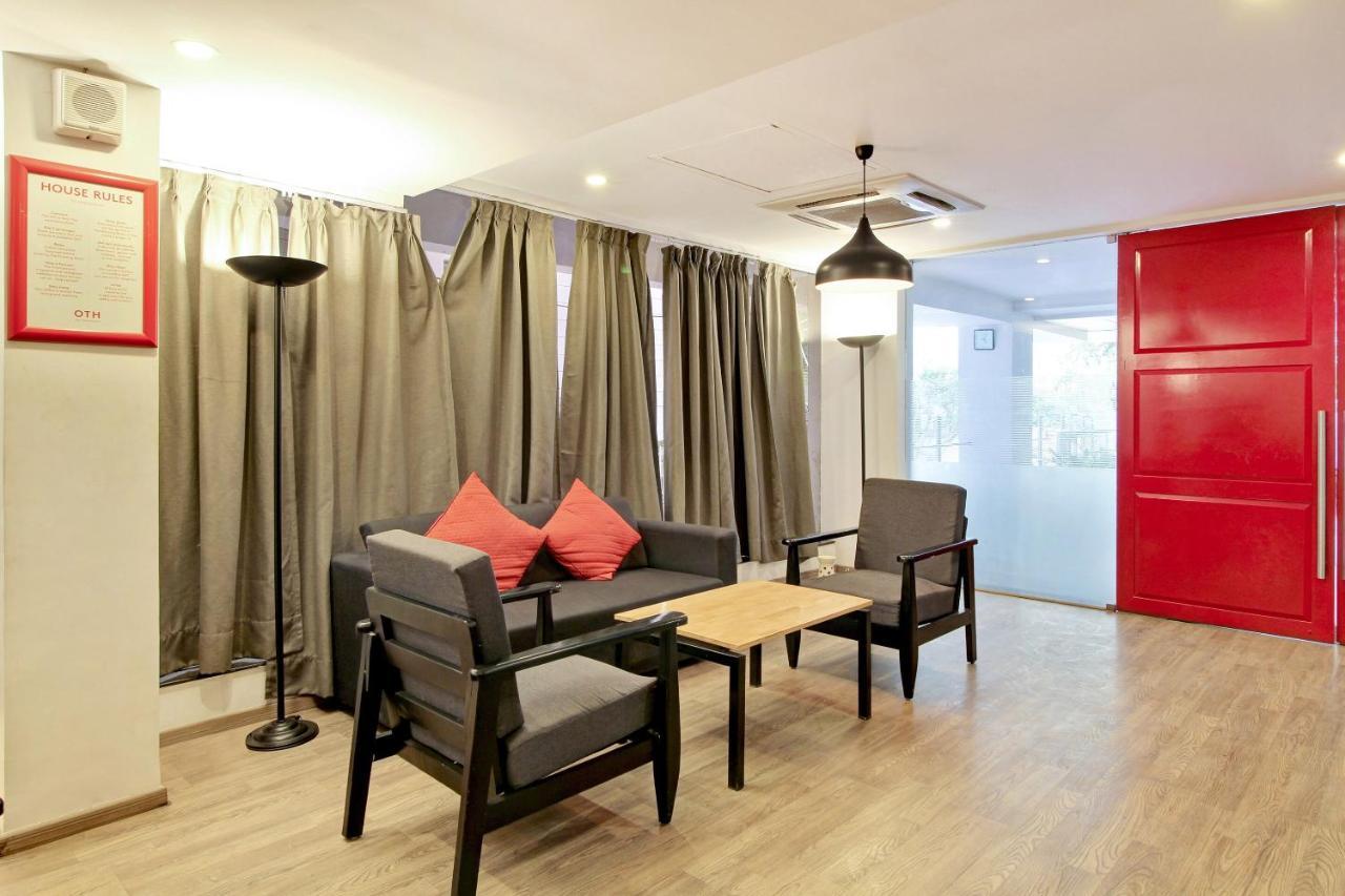Oyo Townhouse 9 Hitech City Hyderabad Eksteriør bilde