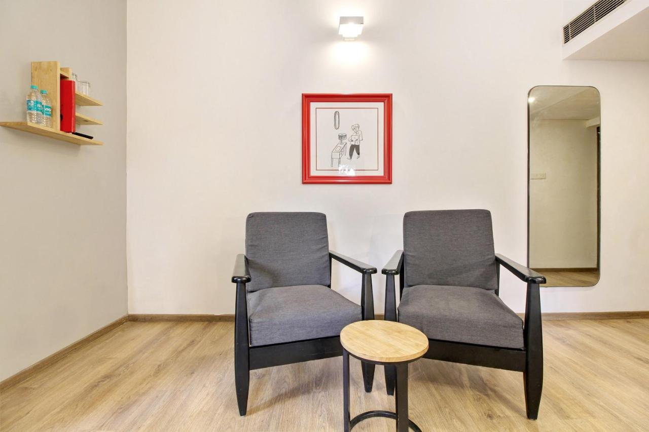 Oyo Townhouse 9 Hitech City Hyderabad Eksteriør bilde