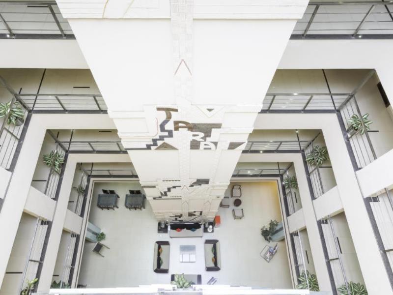 Oyo Townhouse 9 Hitech City Hyderabad Eksteriør bilde